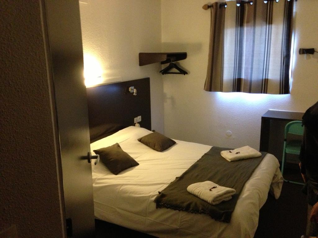 The Originals Access, Hotel Beziers Est Villeneuve-les-Beziers Bagian luar foto