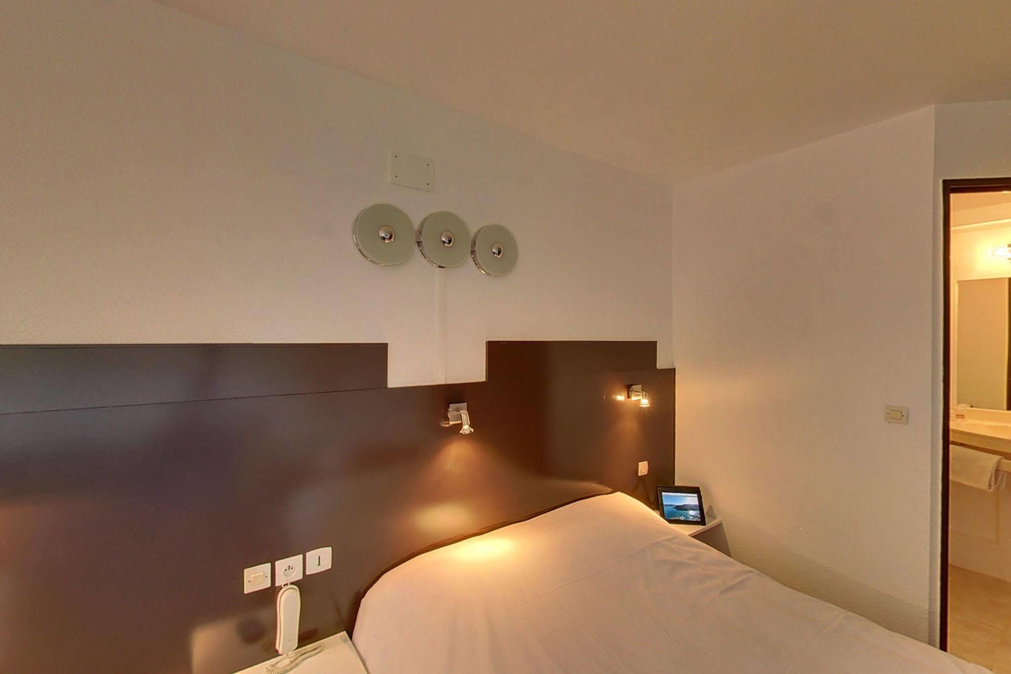The Originals Access, Hotel Beziers Est Villeneuve-les-Beziers Bagian luar foto