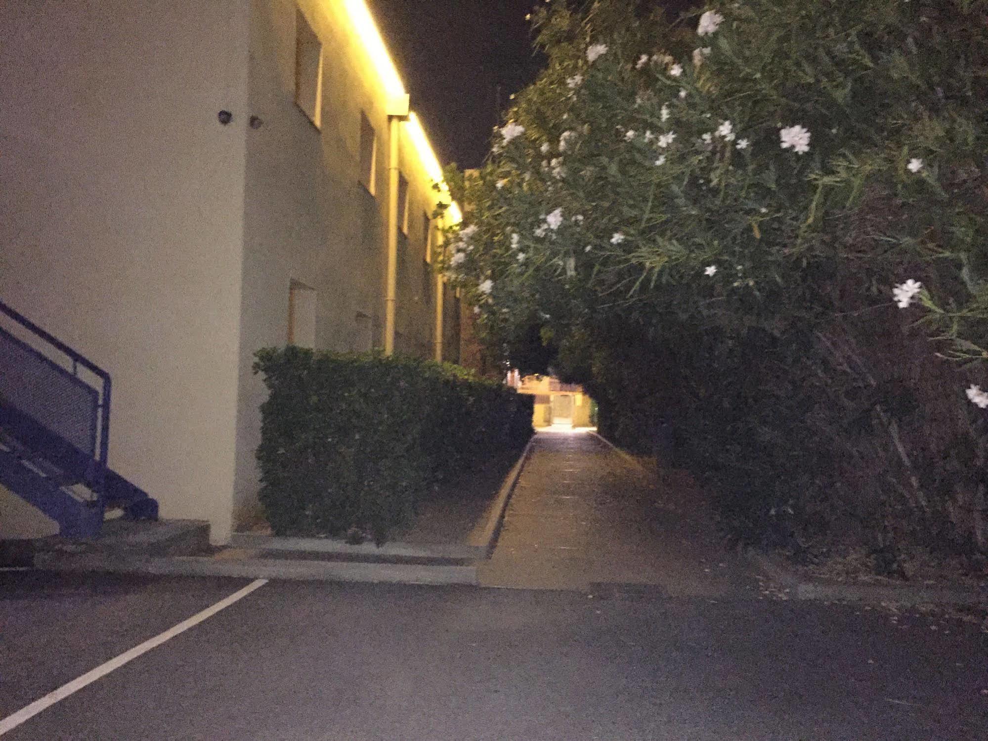 The Originals Access, Hotel Beziers Est Villeneuve-les-Beziers Bagian luar foto
